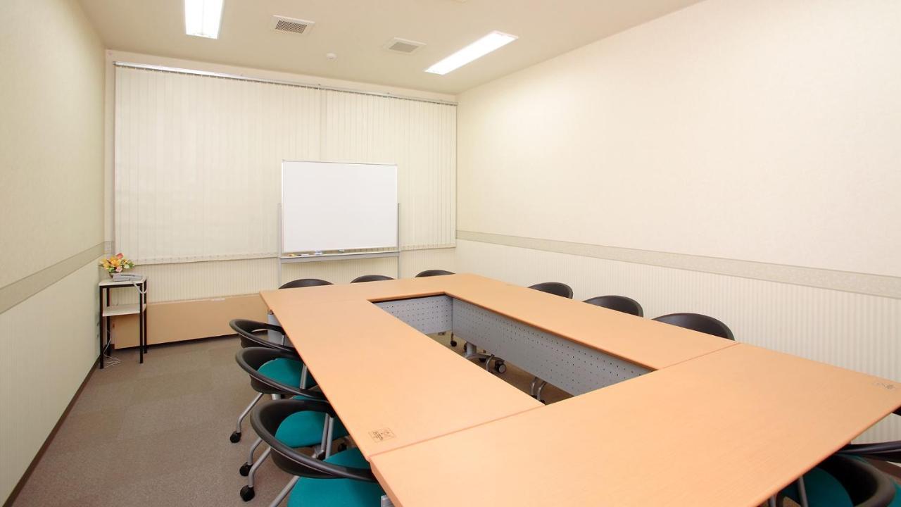 Toyoko Inn Hirosaki Ekimae Exteriör bild