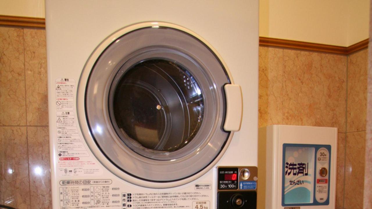 Toyoko Inn Hirosaki Ekimae Exteriör bild