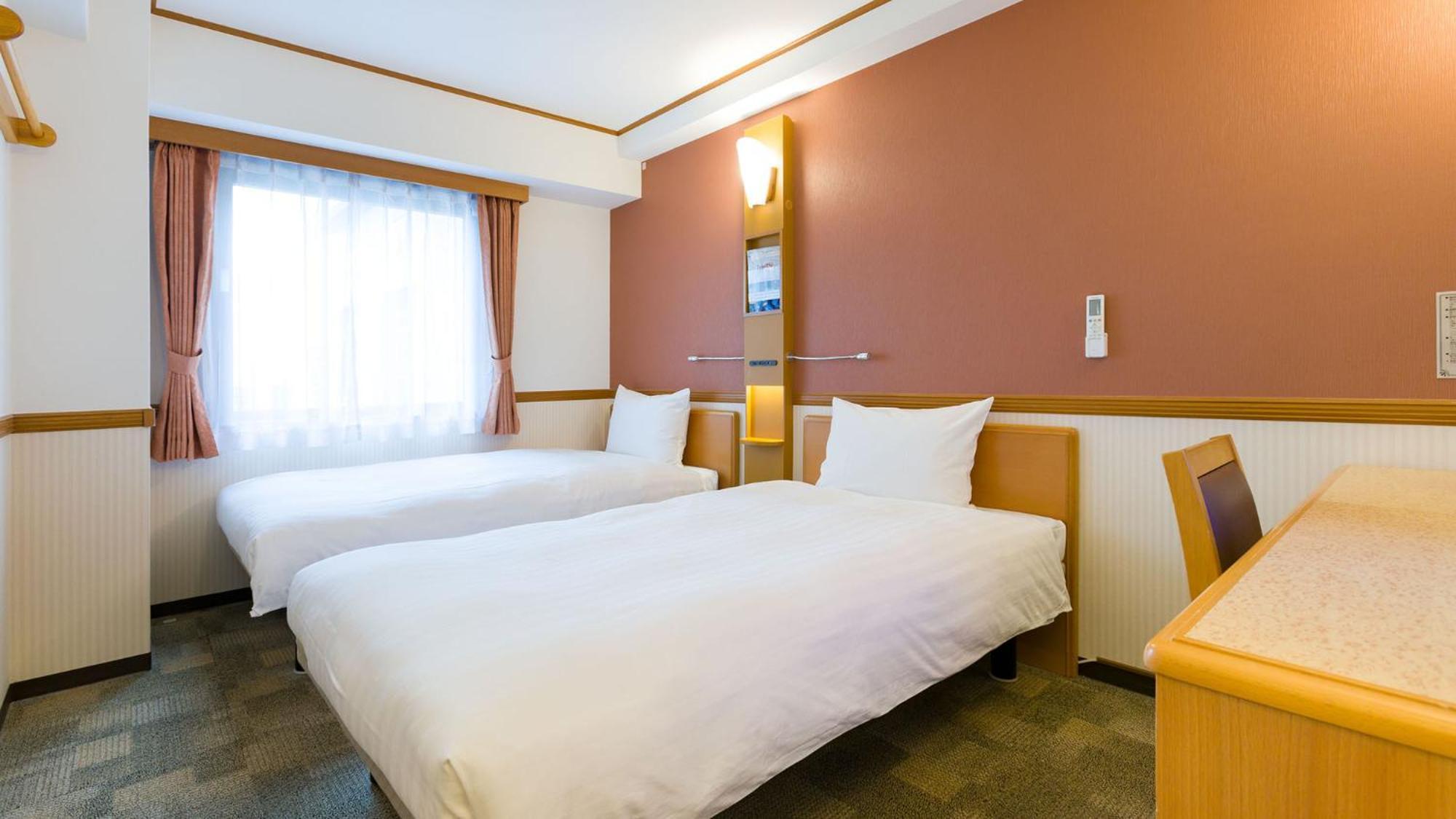 Toyoko Inn Hirosaki Ekimae Exteriör bild