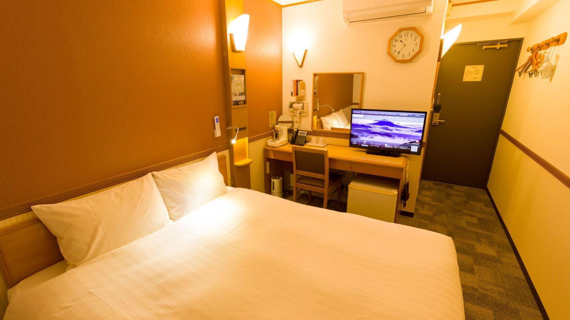 Toyoko Inn Hirosaki Ekimae Rum bild